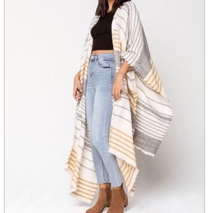 🌺NWT Billabong Beachy Nights Supersoft Wrap